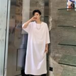 Loose Short Sleeve T-shirt with Long Slits In The Dark