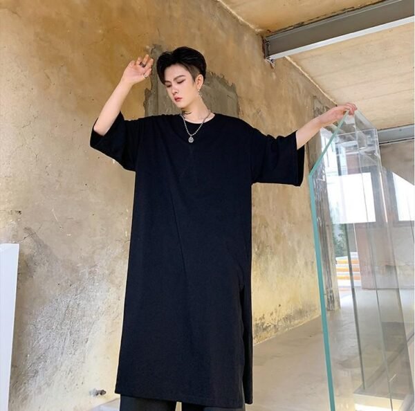 Loose Short Sleeve T-shirt with Long Slits In The Dark