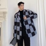 P115 Large Plaid Suit Jacket Man