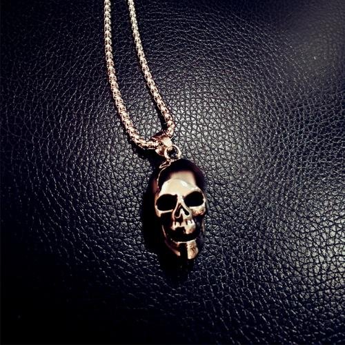 Japanese Set Up Exquisite Solid Small Skull Titanium Steel Couple Necklace