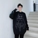 Kk1524 Little Monster Pattern Sleeve Letter Print Men's Loose Thick Sweater