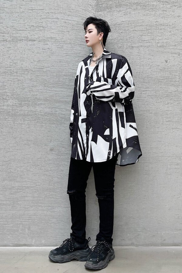 CS16-P70 Niche Design Long-sleeved Black and White Floral Shirt