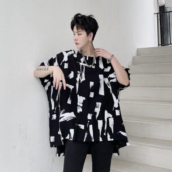 KK1686/P75 Geometric Pattern Drop Shoulder Raglan Sleeve Round Neck T-shirt