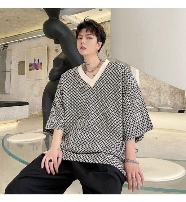 KK1658/P60 Geometric Pattern V-Neck Pullover Loose T-shirt