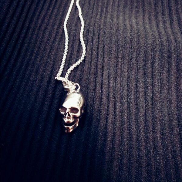 Japanese Set Up Exquisite Solid Small Skull Titanium Steel Couple Necklace